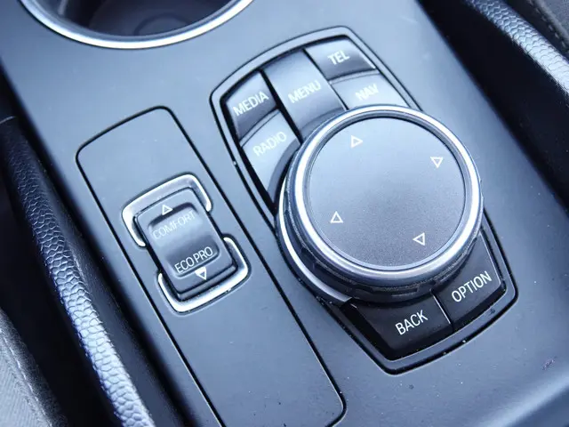 BMW i3 Basis Advance 22 kWh 2015 Elektrisch 19