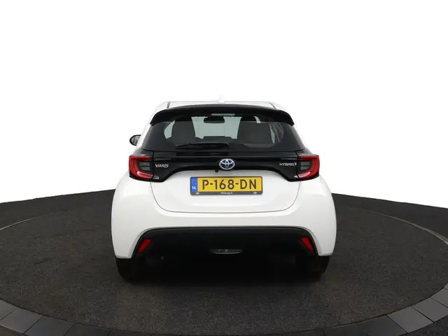 Toyota Yaris 1.5 Hybrid Dynamic 2022 Hybride Benzine 54