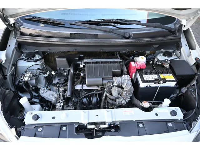 Mitsubishi Space Star 1.0 Bright 2015 Benzine 37