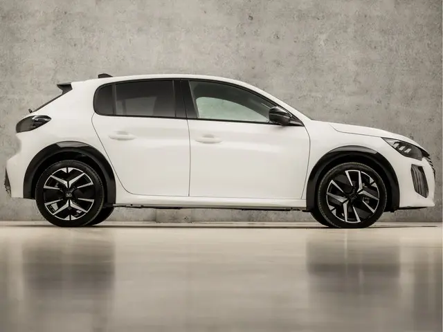 Peugeot 208 1.2 PureTech GT 100pk Sport 2023 Benzine 4