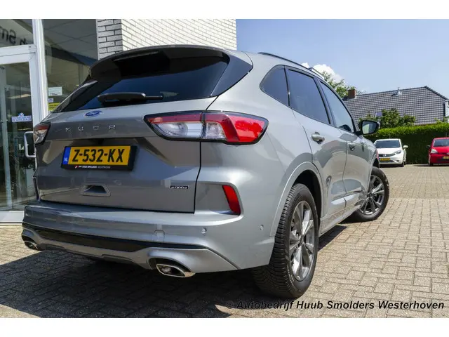 Ford Kuga 2.5 PHEV e-CVT ST-Line X 2022 Hybride Benzine 66