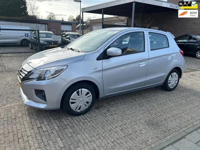 Mitsubishi Space Star 1.0 Cool+ 2021 Benzine