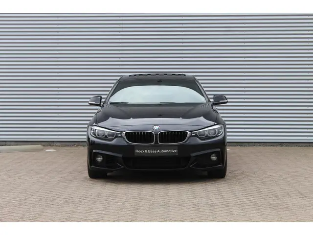 BMW 4 Serie Gran Coupé 418i High Executive 2018 Benzine 2