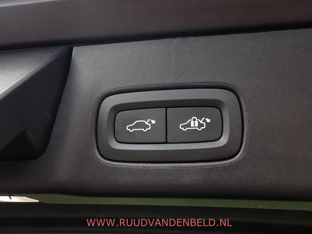 Volvo V90 T4 Inscription 2020 Benzine 31