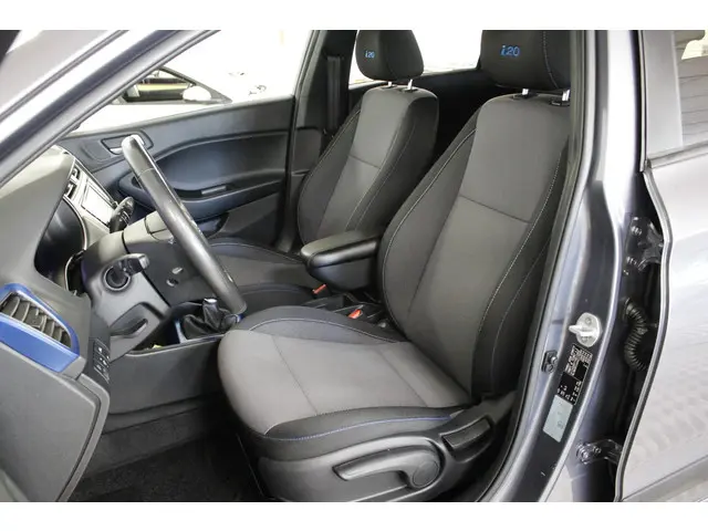 Hyundai i20 1.0 T-GDI Go! 2016 2016 Benzine 4