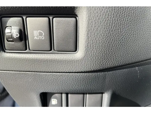 Toyota C-HR 2.0 Hybrid Dynamic 2020 Hybride Benzine 36