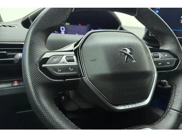 Peugeot 3008 1.2T 130pk GT 2024 Benzine 22