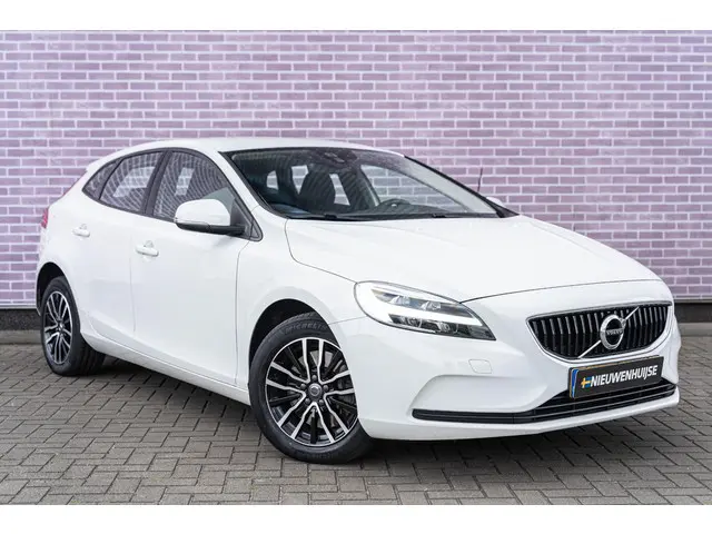Volvo V40 1.5 T2 Polar+ 2019 Benzine 3