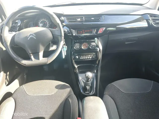 Citroën C3 1.2 VTi Collection 2013 Benzine 12
