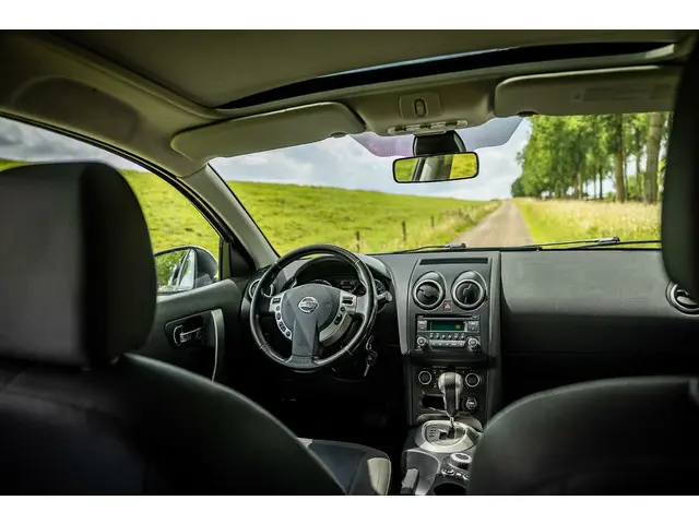 Nissan QASHQAI +2 2.0 Tekna 4WD 2012 Benzine 19