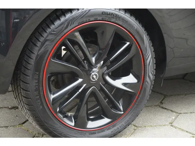 Opel ADAM 1.4 Slam Black Favourite 2014 Benzine 6