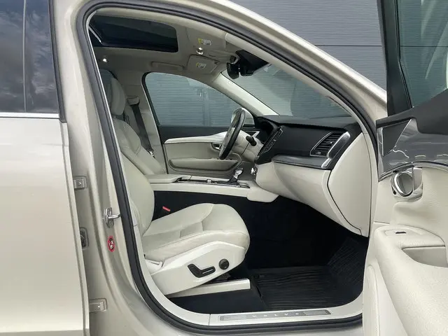 Volvo XC90 2.0 T5 AWD Inscription 2018 Benzine 8