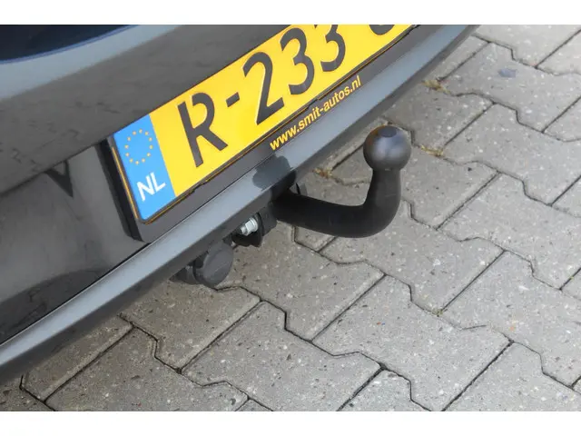 Opel Corsa 1.2 | 5 Deurs | Airco | Trekhaak | APK | 2017 Benzine 13