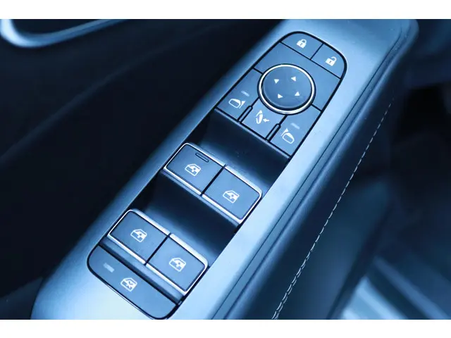 Nissan QASHQAI 1.3 MHEV Tekna + 2024 Benzine 23