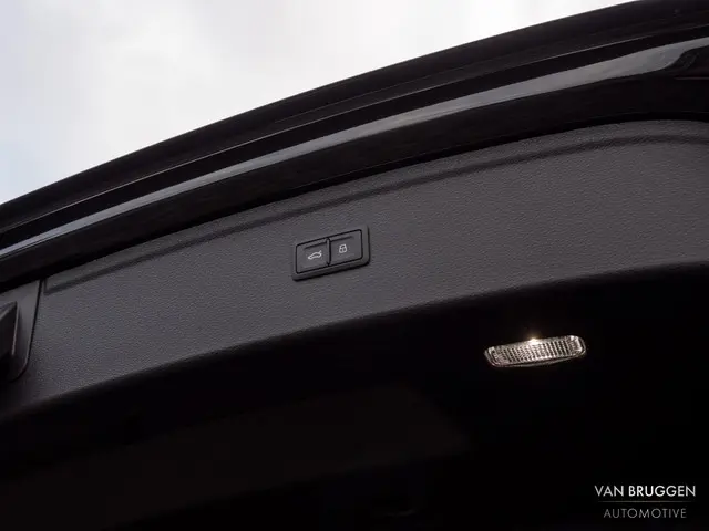 Audi Q5 50 TFSI e S-Line 2022 Hybride Benzine 10