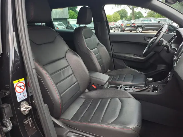 SEAT Ateca 1.5 TSI FR Business Intense 2018 Benzine 52