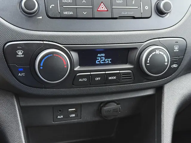 Hyundai i10 1.0i Go! 2017 2017 Benzine 16