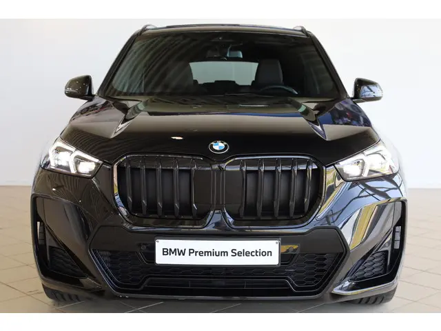 BMW X1 xDrive23i 2024 Benzine 4