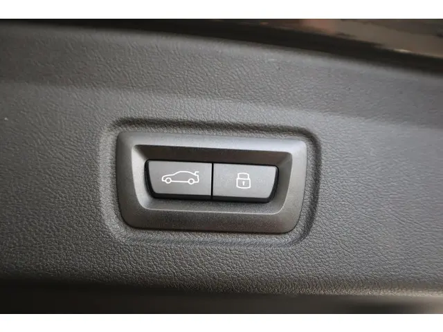 BMW i4 eDrive40 2025 Elektrisch 27