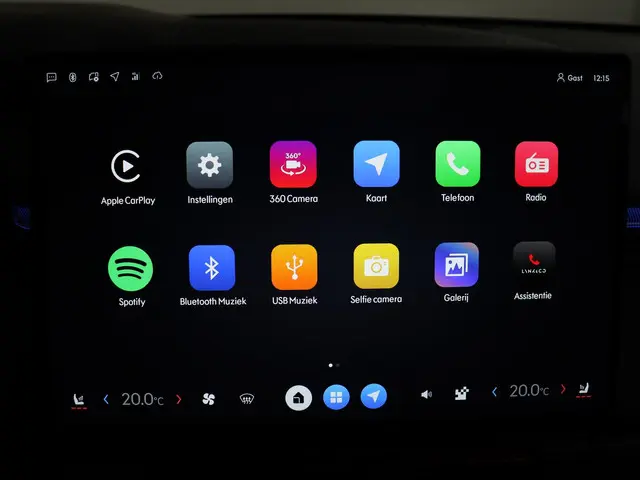 Lynk & Co 08 1.5 More 2025 Hybride Benzine 34