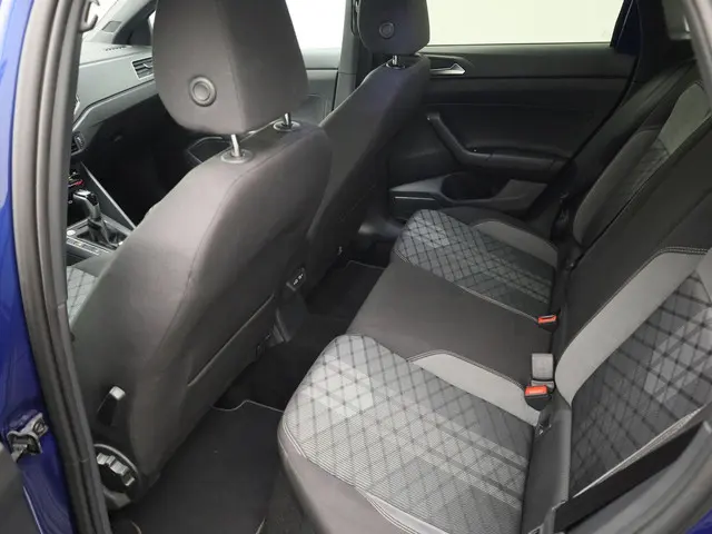 Volkswagen Taigo 1.0TSI/116PK R-Line DSG 2024 Benzine 20