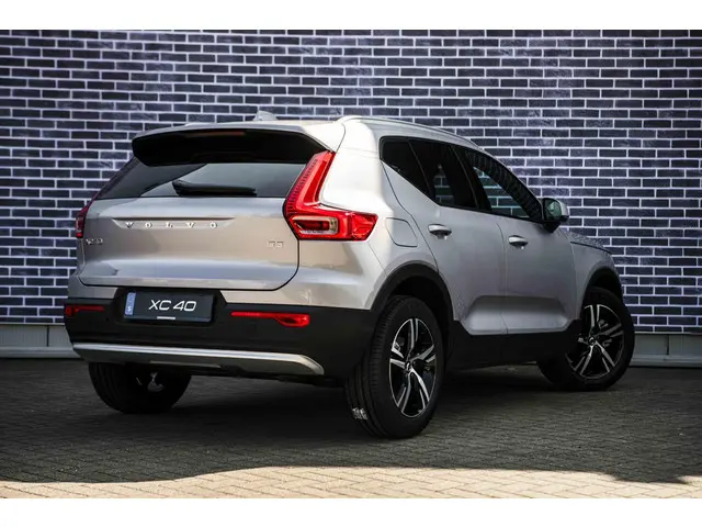 Volvo XC40 2.0 B3 Business Edition 2025 Benzine 3