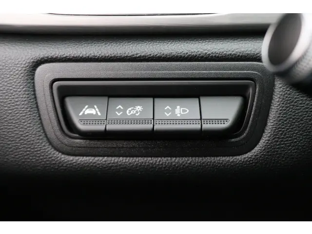 Renault Captur 1.3 TCe 130 Intens 2020 Benzine 31