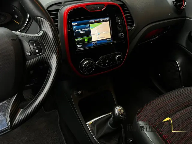 Renault Captur 0.9 TCe Helly Hansen 2015 Benzine 9