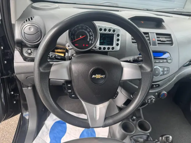 Chevrolet Spark 1.0 16V LT+ Bi-Fuel 2012 Benzine 12