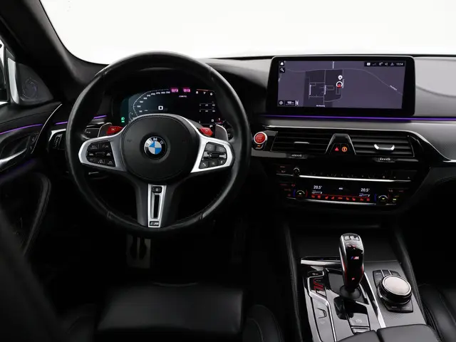 BMW M5 COMPETITION 740 PK FACELIFT MODEL 2020 Benzine 3