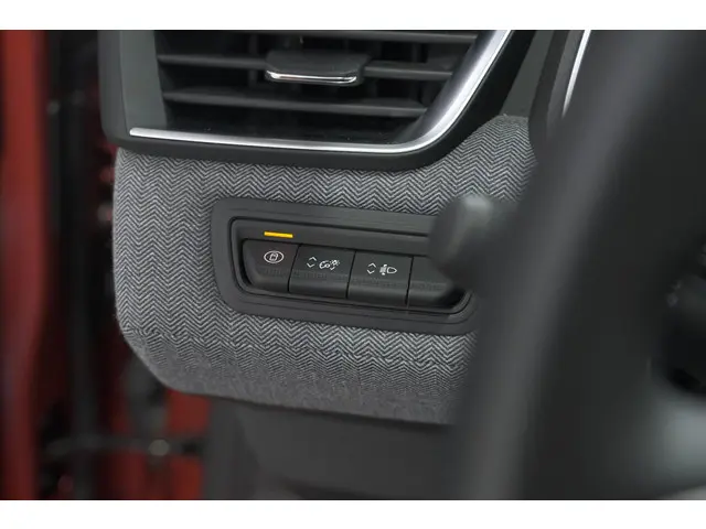 Renault Clio 1.0 TCe 90 GPF techno 2025 Benzine 42