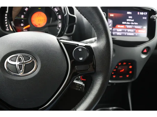 Toyota Aygo 1.0 VVT-i x-joy 2020 Benzine 21