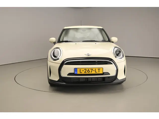 MINI 5-Deurs One 2021 Benzine 5