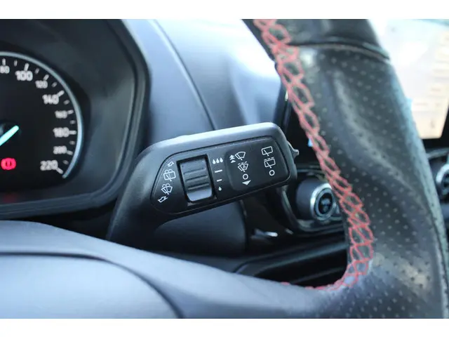 Ford EcoSport 1.0 EcoBoost ST-Line 2018 Benzine 24