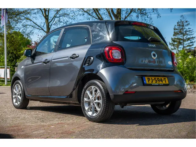 Smart Forfour 1.0 Pure 2017 Benzine 4