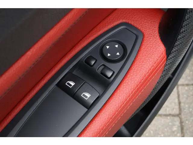 BMW 2 Serie Coupé M235i High Executive 2014 Benzine 35