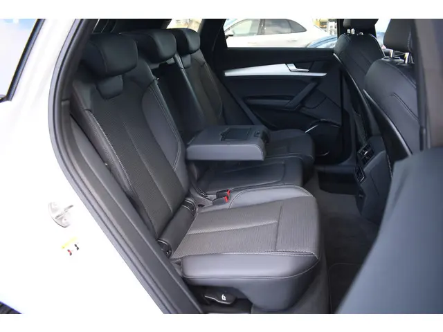 Audi Q5 50 TFSI e S-Edition 2023 Hybride Benzine 25