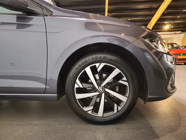 Volkswagen Polo 1.0 TSI Life Business 2024 Benzine 9