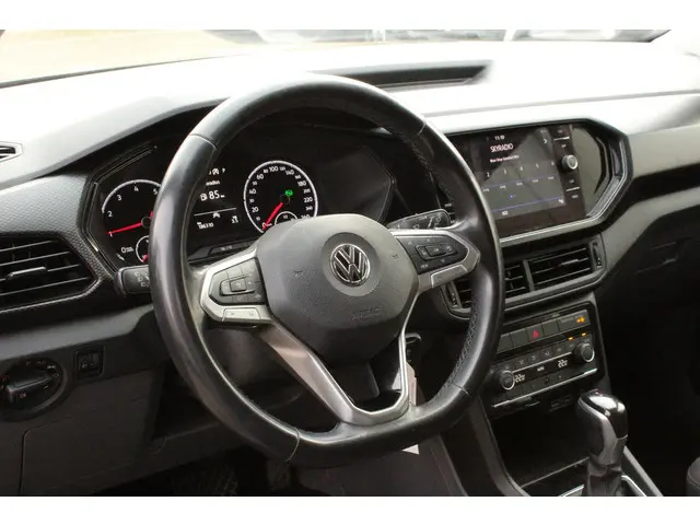 Volkswagen T-Cross 1.0 TSI Life 2019 Benzine 9