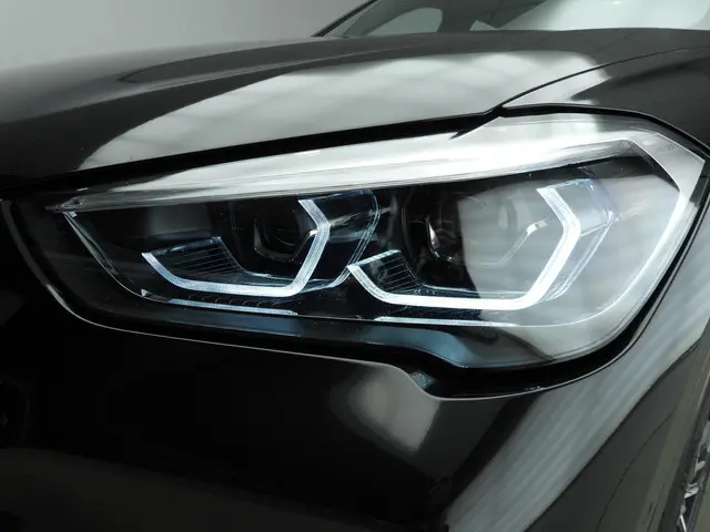 BMW X1 sDrive20i High Executive 2020 Benzine 43