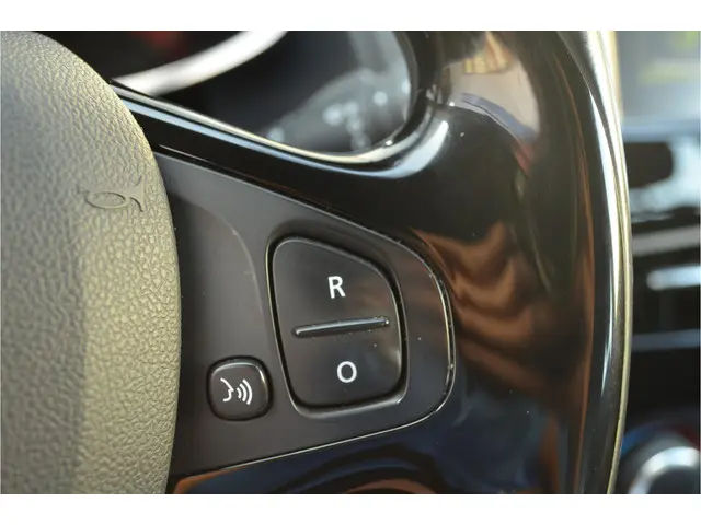 Renault Clio 1.2 Expression 2016 Benzine 10