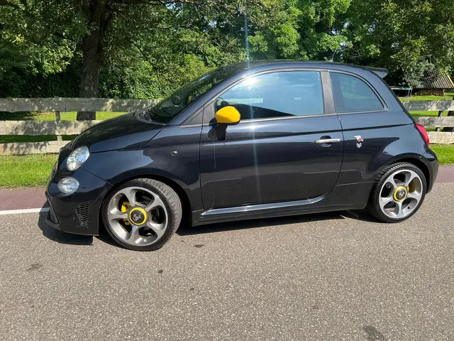 Fiat 500 1.4 T-Jet Abarth Turismo 165 PK 2017 Benzine 28