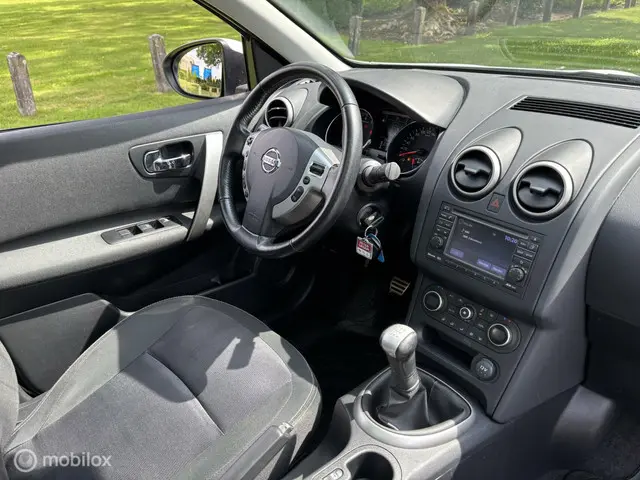 Nissan QASHQAI 1.6 Connect Edition 2013 Benzine 17