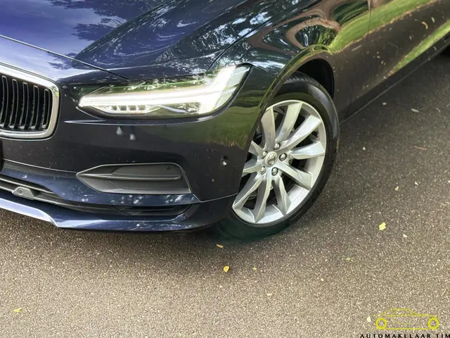 Volvo V90 2.0 T5 Momentum / Orig. NL / NAP 2017 Benzine 61