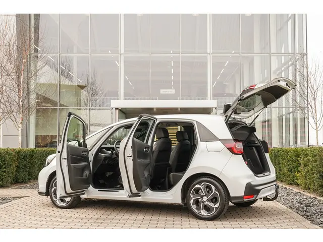 Honda Jazz 1.5i e:HEV ADVANCE 2024 Hybride Benzine 35