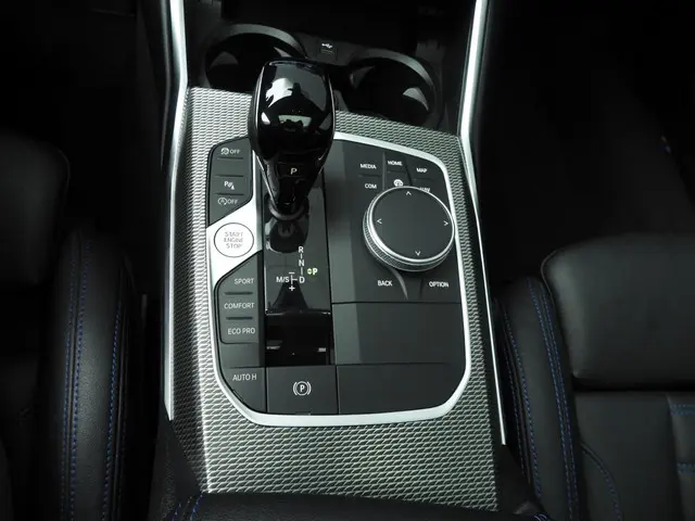 BMW 3 Serie Touring 330i xDrive 2022 Benzine 16