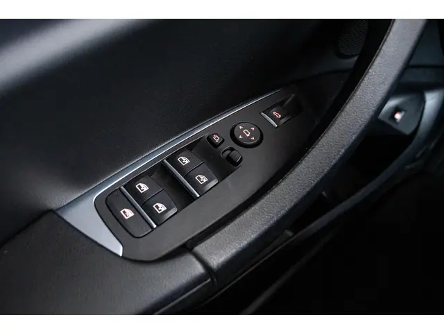 BMW X3 xDrive30e 2022 Hybride Benzine 25