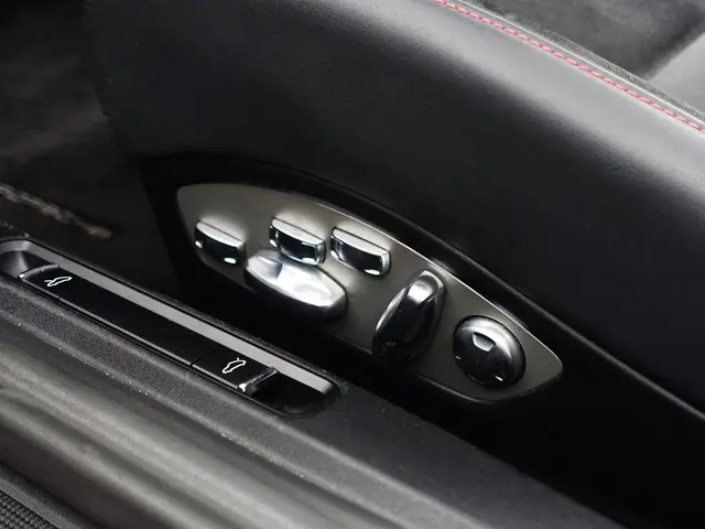 Porsche 911 Cabrio 3.0 Carrera 4 GTS 2017 Benzine 27