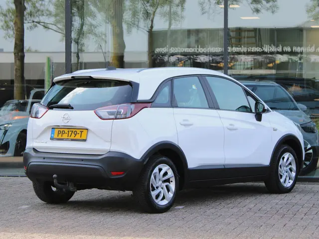 Opel Crossland X 1.2 Online Edition 2017 Benzine 6