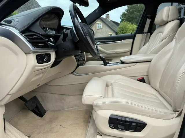 BMW X6 5.0 X-DRIVE HIGH EXECUTIVE 2014 Benzine 24